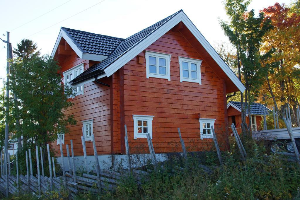 Aaroybukt Guesthouse Aroybukta Buitenkant foto